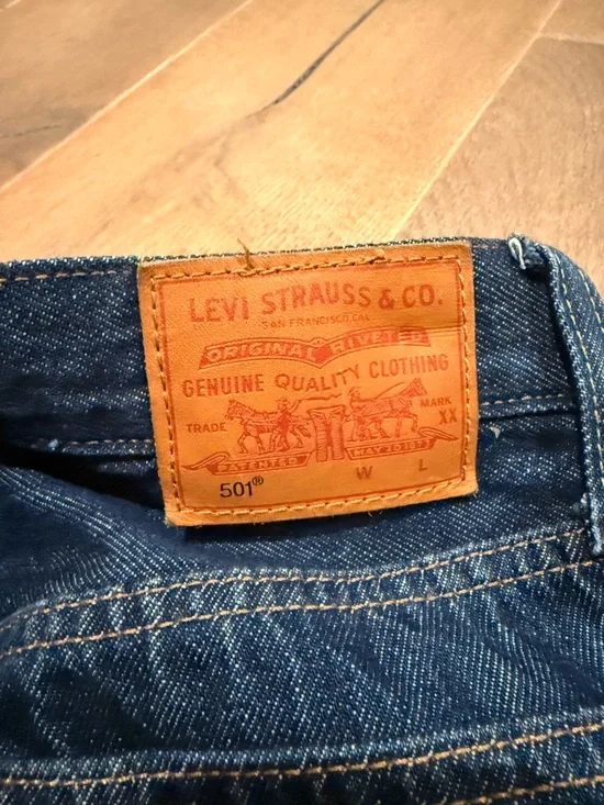 501 LEVIS 26x30 - Picture 3 of 5